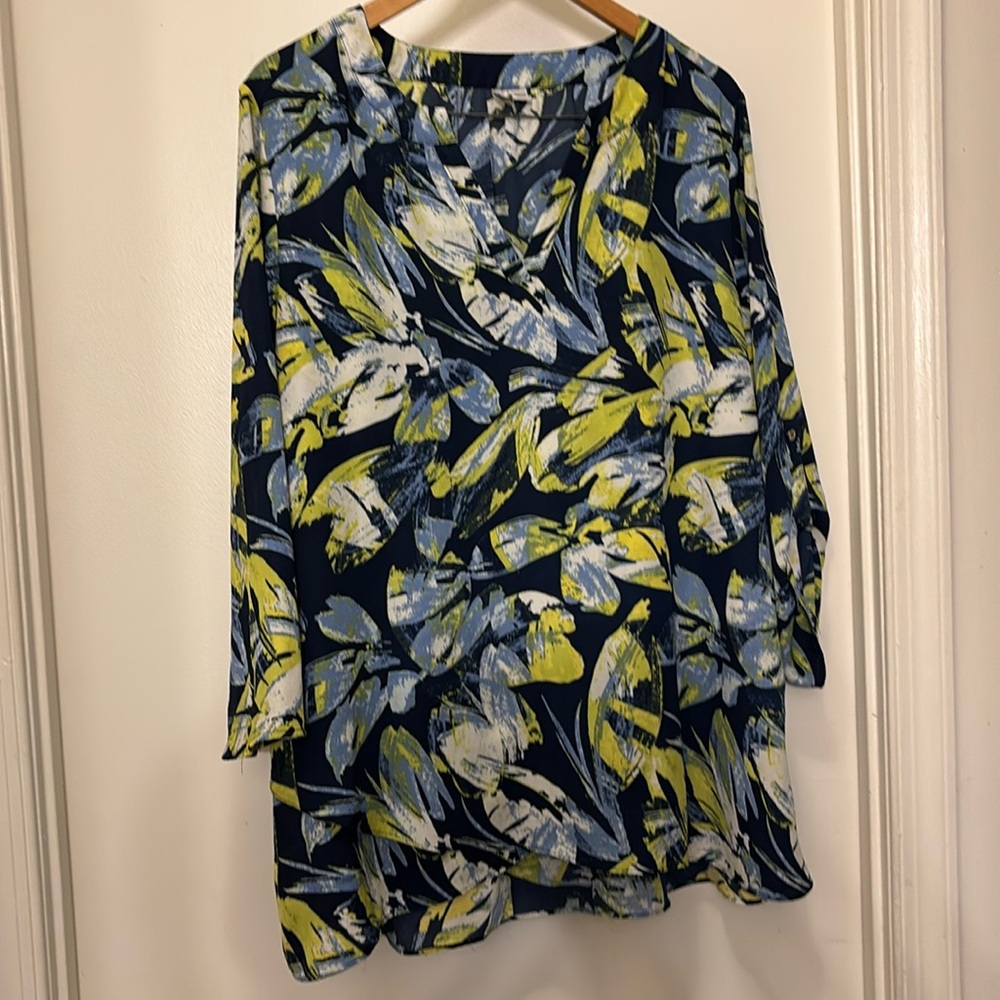 EST.1946 size 14/16W EUC blouse